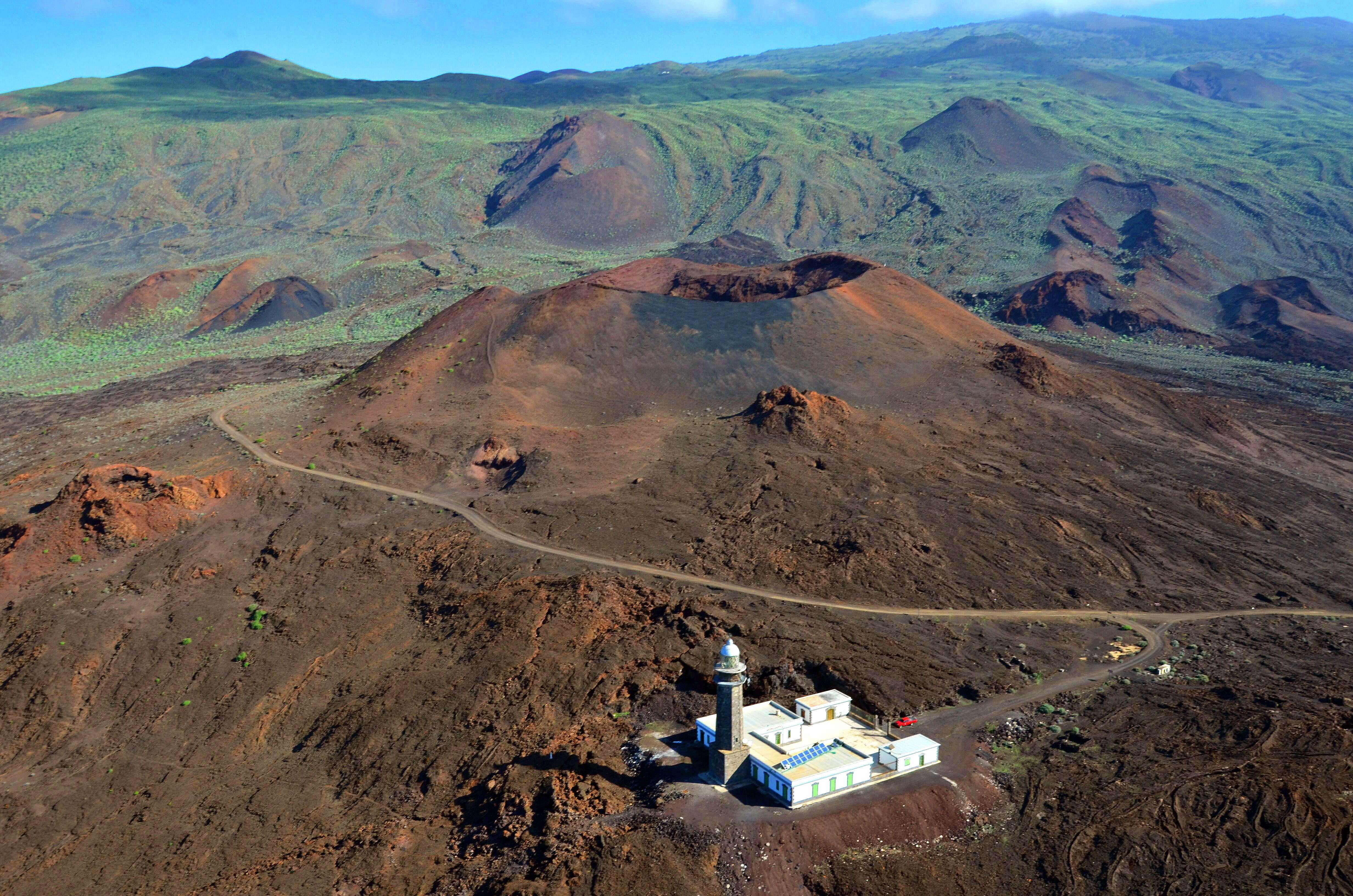 ancla riesgo mitología El Involcan estima que la actual emisión de CO2 por el volcán Isla de El  Hierro es de 1.150 toneladas diarias - Diario de Tenerife