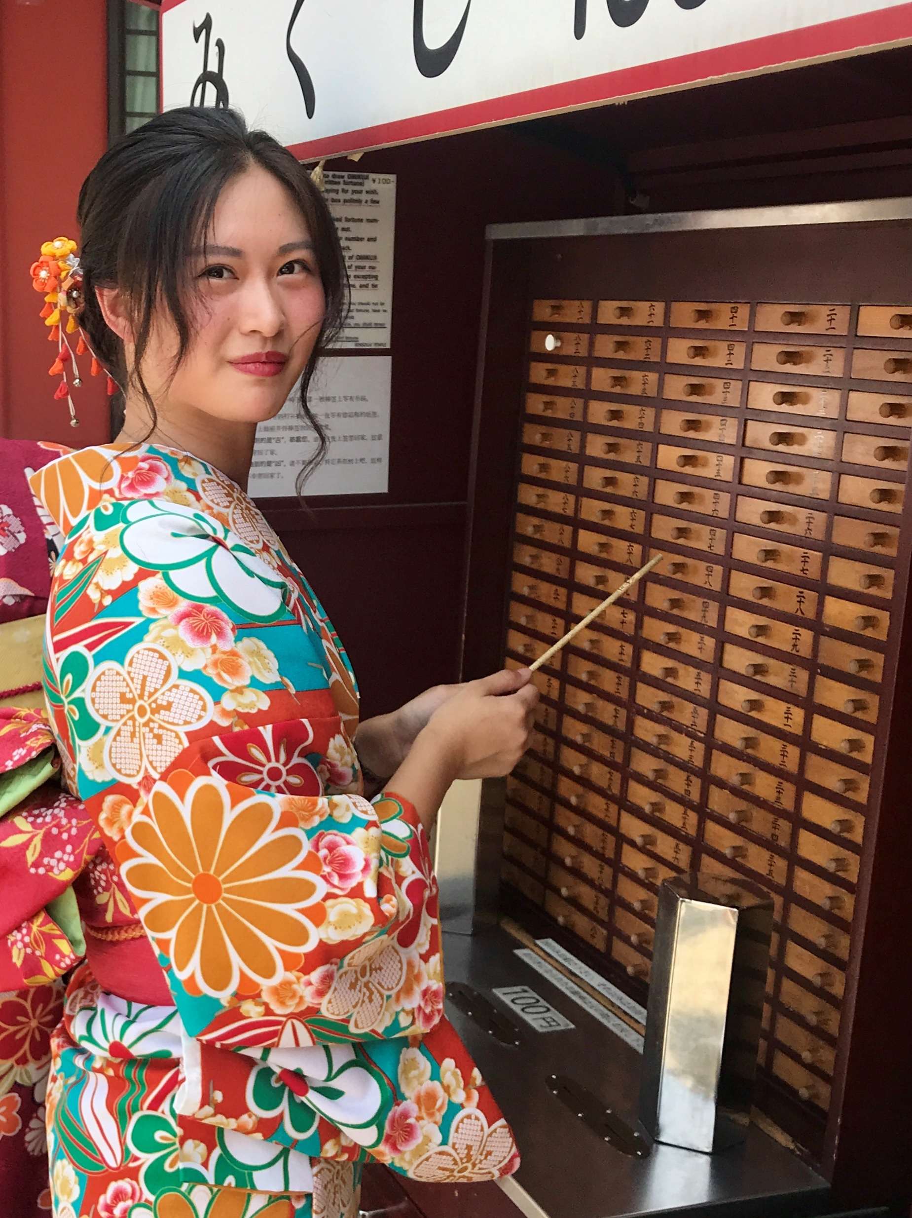 MusaJapón' ofrece taller sobre la vestimenta tradicional el kimono Diario de Tenerife